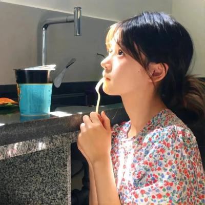 旧情散尽轻若雪